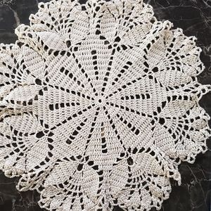 Tulip Doily